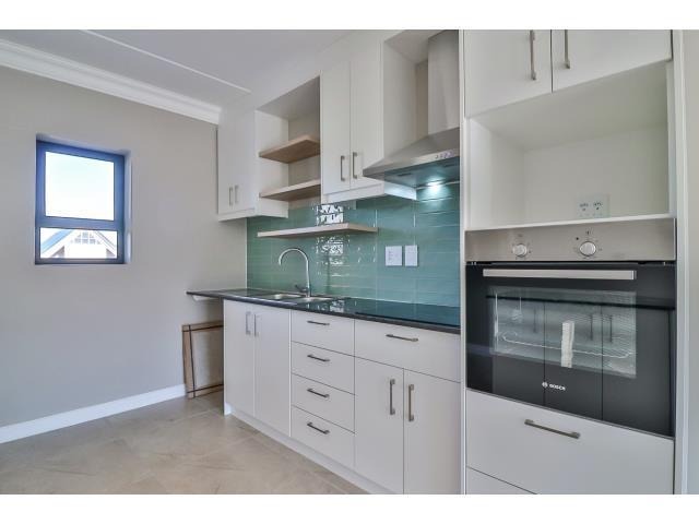 2 Bedroom Property for Sale in Waves Edge Western Cape